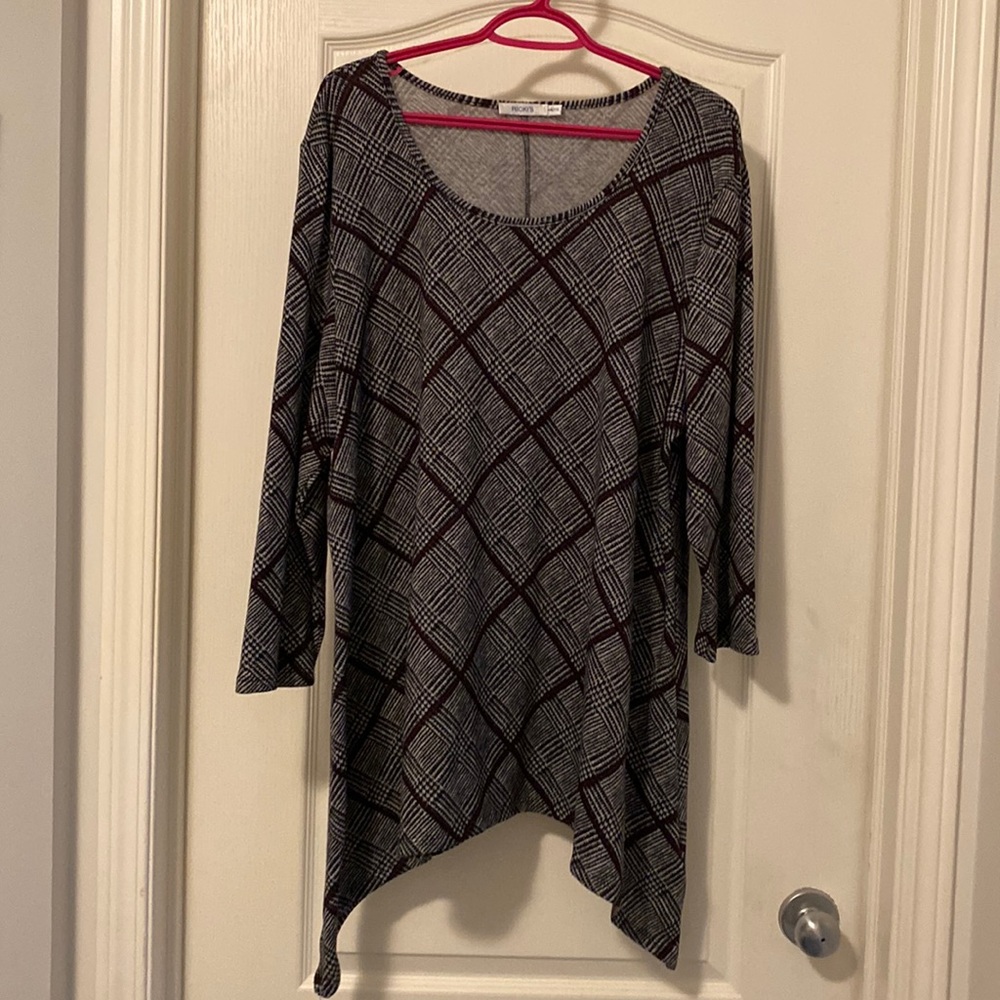 Rickis tunic top with long sides
